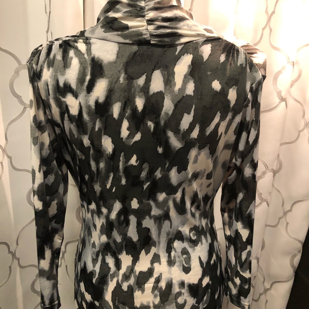 Blouse - Picture 3 of 5